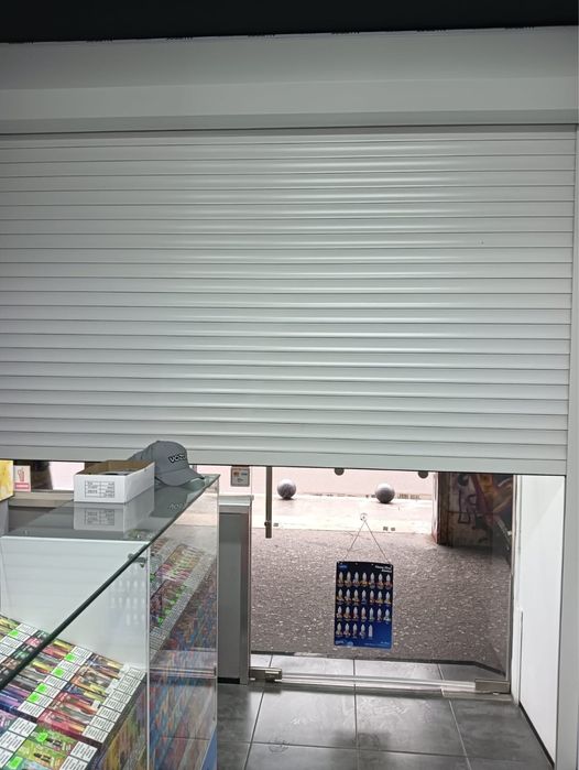 Rulou aluminiu cu telecomanda