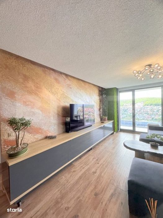 Apartament cu 3 camere, 75 mp, loc de parcare subteran, cartier Zorilo