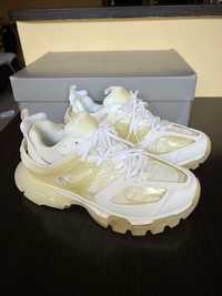 Balenciaga Track Clear Sole