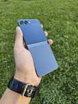 Samsung Galaxy Z Flip 5 (5G). OzU 8/256 GB. Garantya bor E sim bor.
