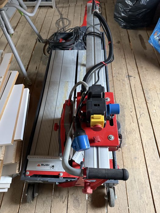 Rubi DC 250 1200 Python машина за рязане на плочки ,