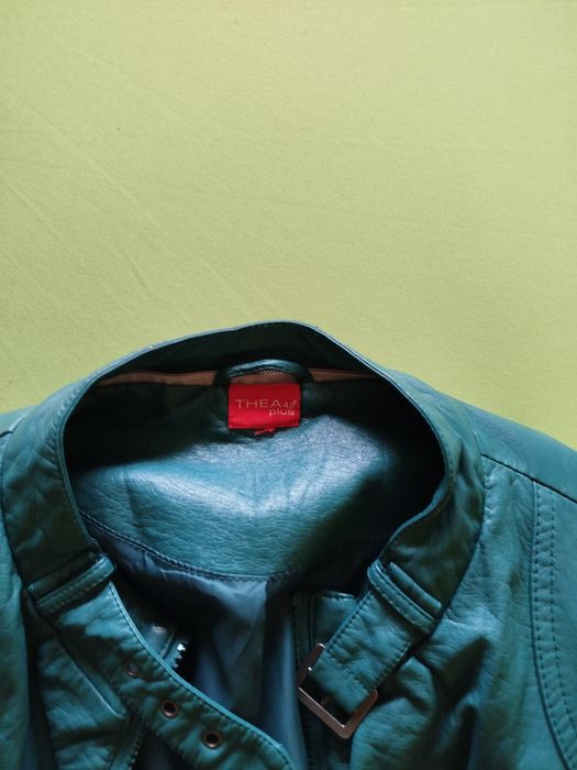 Стилно дамско кожено яке!