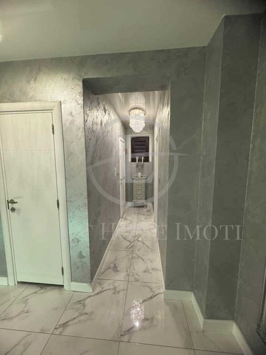 Продава се Многостаен апартамент в Пловдив, Остромила - 179 кв.м за 1649 €/кв.м - Снимка #15