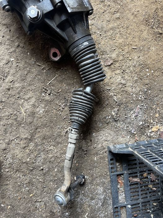 Vand caseta directie bmw f10