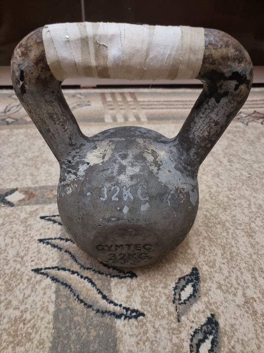 Продаётся гиря 32кг