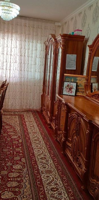 Продаётся квартира Юнусабад 19кв 3/5/5