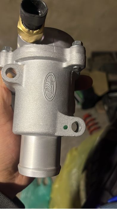 Продам оригинальный термостат Лада Веста Лада Гранта