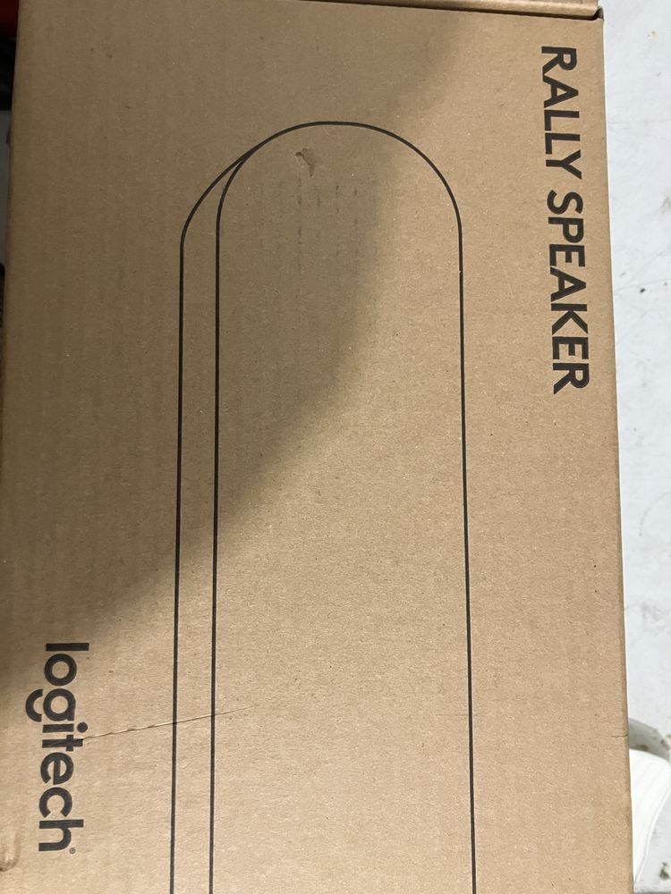 Logitech Rally speaker - нов