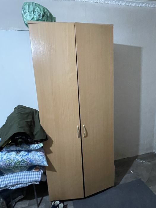 Продам шифоньер недорого!