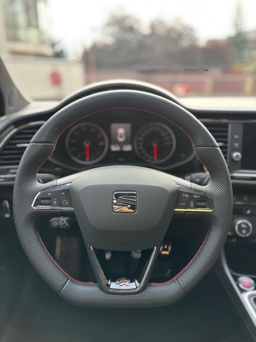 Seat Leon FR  an fabricatie 2018, distronic