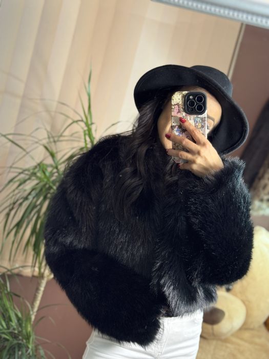 Палто в черно от висок клас еко косъм