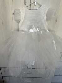 Официална детска рокля р-р 104