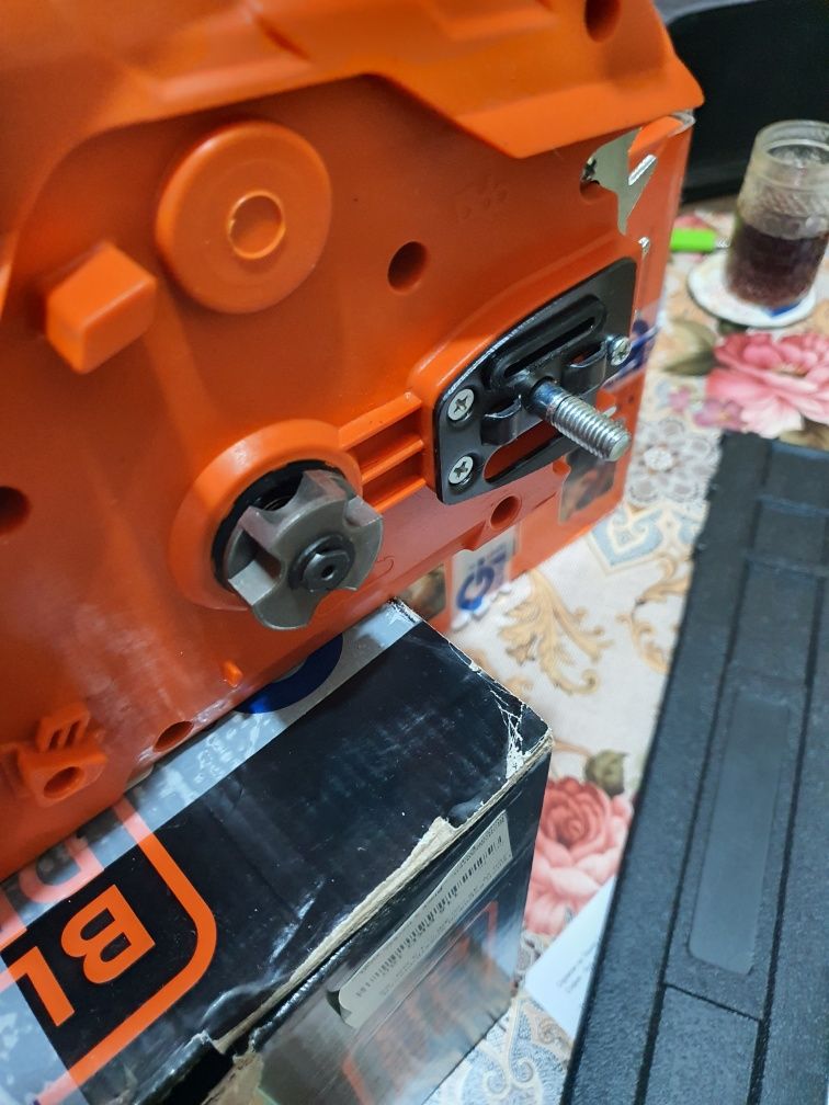 Електрически трион Black+Decker