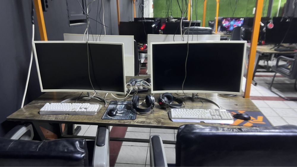 Монитор Philips 60 герц