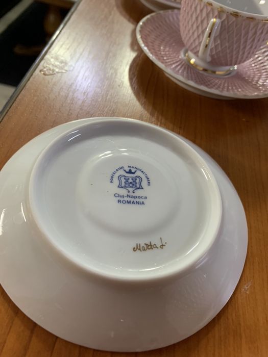 Cești de cafea model deosebit