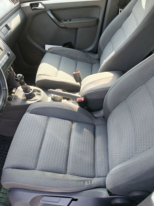 Vw Touran preț 2900 euro