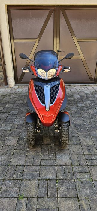 Se vinde piaggio mp3 300LT din 2017