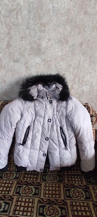 Продам зимние куртки