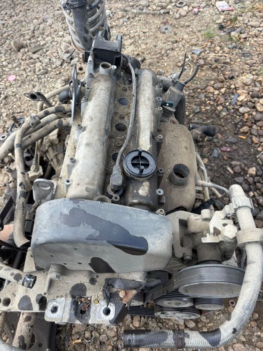 Motor volkswagen golf4 1.4i