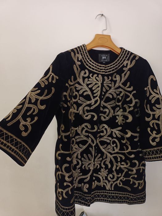 Ayollar uchun qalin jaket