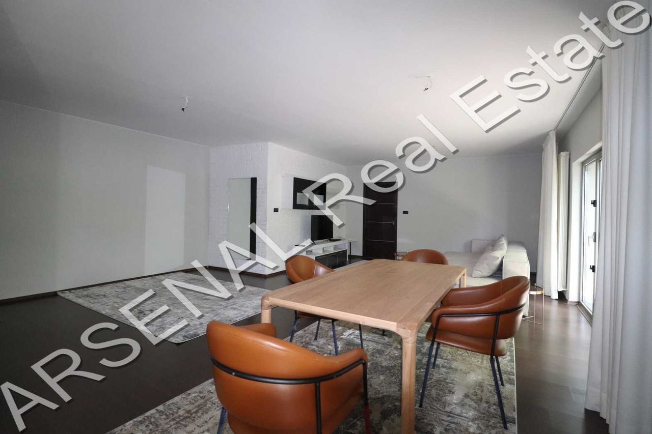 Дава се под наем Тристаен апартамент в София, Бояна - 104 кв.м за 850 € - Снимка #2