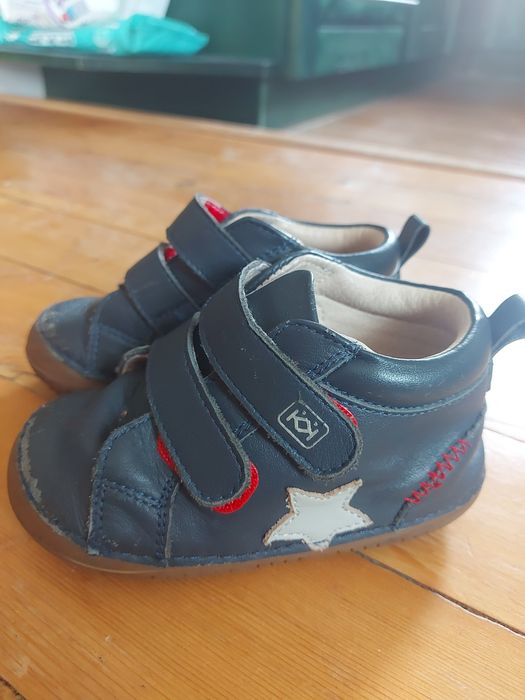 Детски боси обувки на Колев и Колев