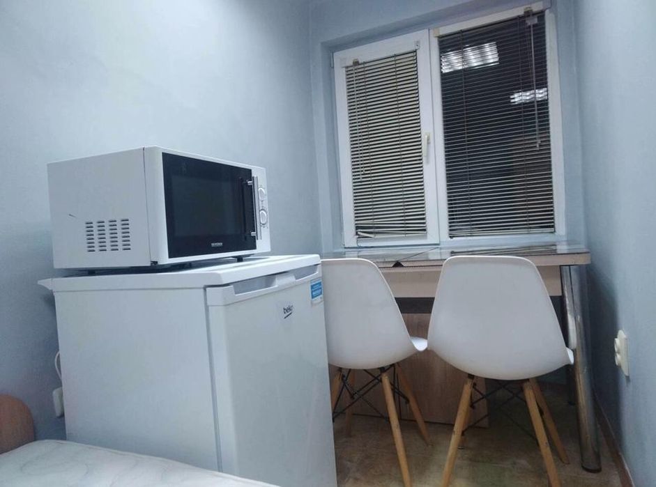 Дава се под наем Едностаен апартамент в Варна, Колхозен пазар - 16 кв.м за 200 € - Снимка #1