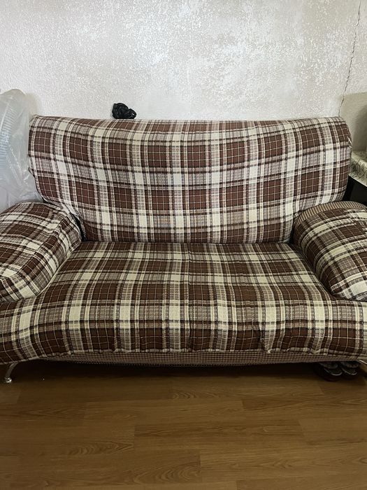 Продам диван (софа)