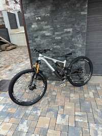 2024 Specialized Stumpjumper evo