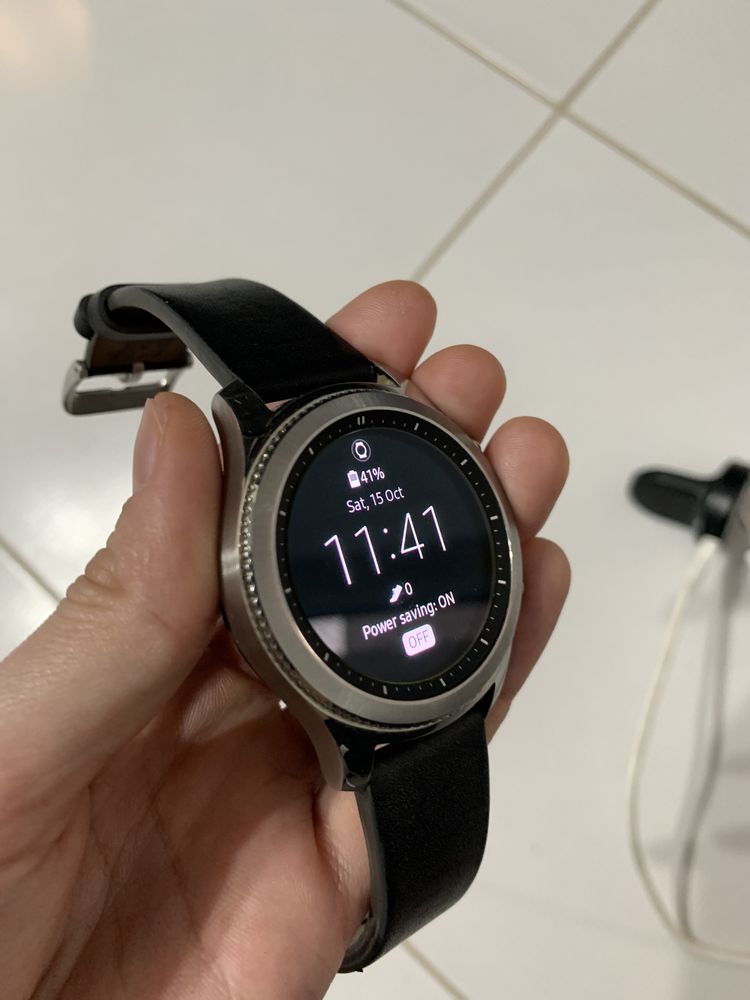 Часы Samsung Gear S3 Classic