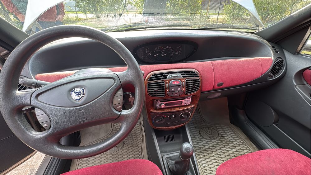 Vand Lancia 840y an 1997