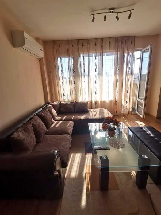 Дава се под наем Тристаен апартамент в Бургас, Зорница - 100 кв.м за 153 € - Снимка #5