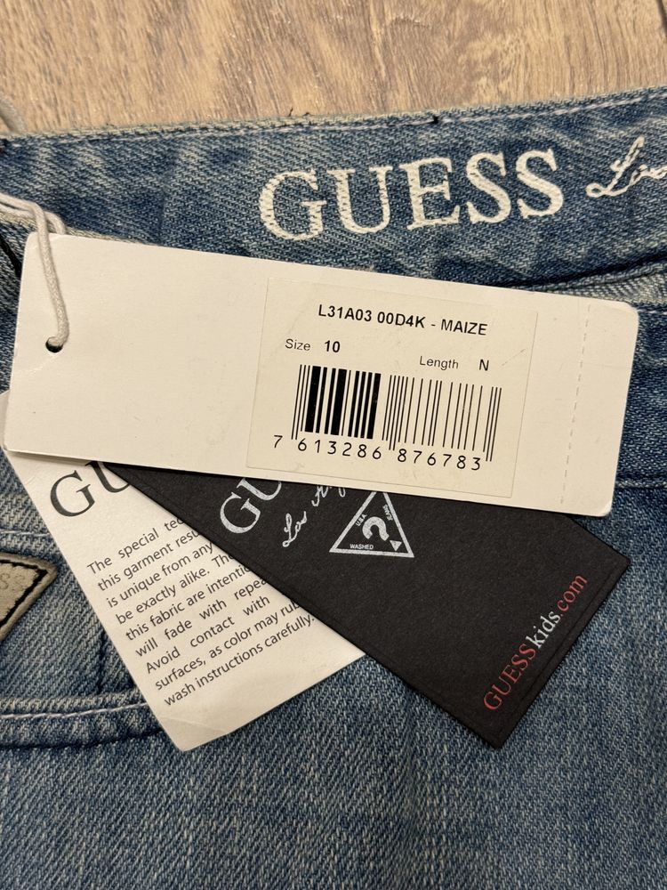 Детски дънки Guess