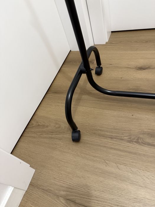 Suport / stander umerase cu roti