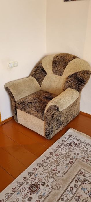 Диван с креслами