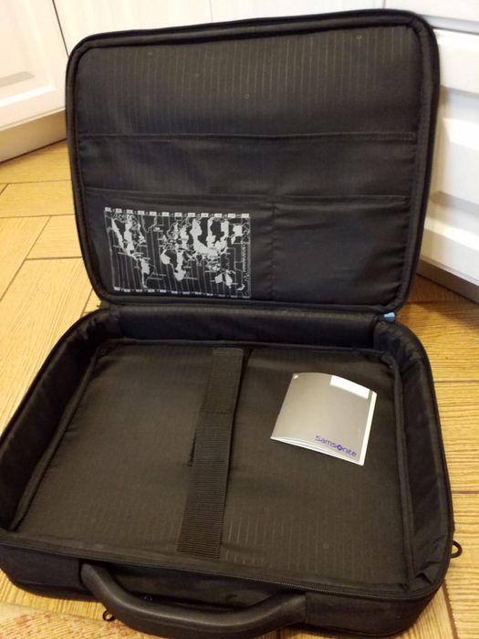 Geanta laptop Samsonite , nouă.