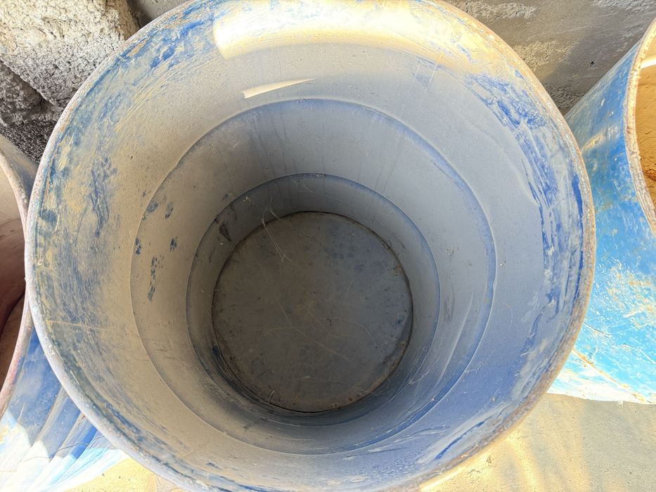 Бочки продам 200литров