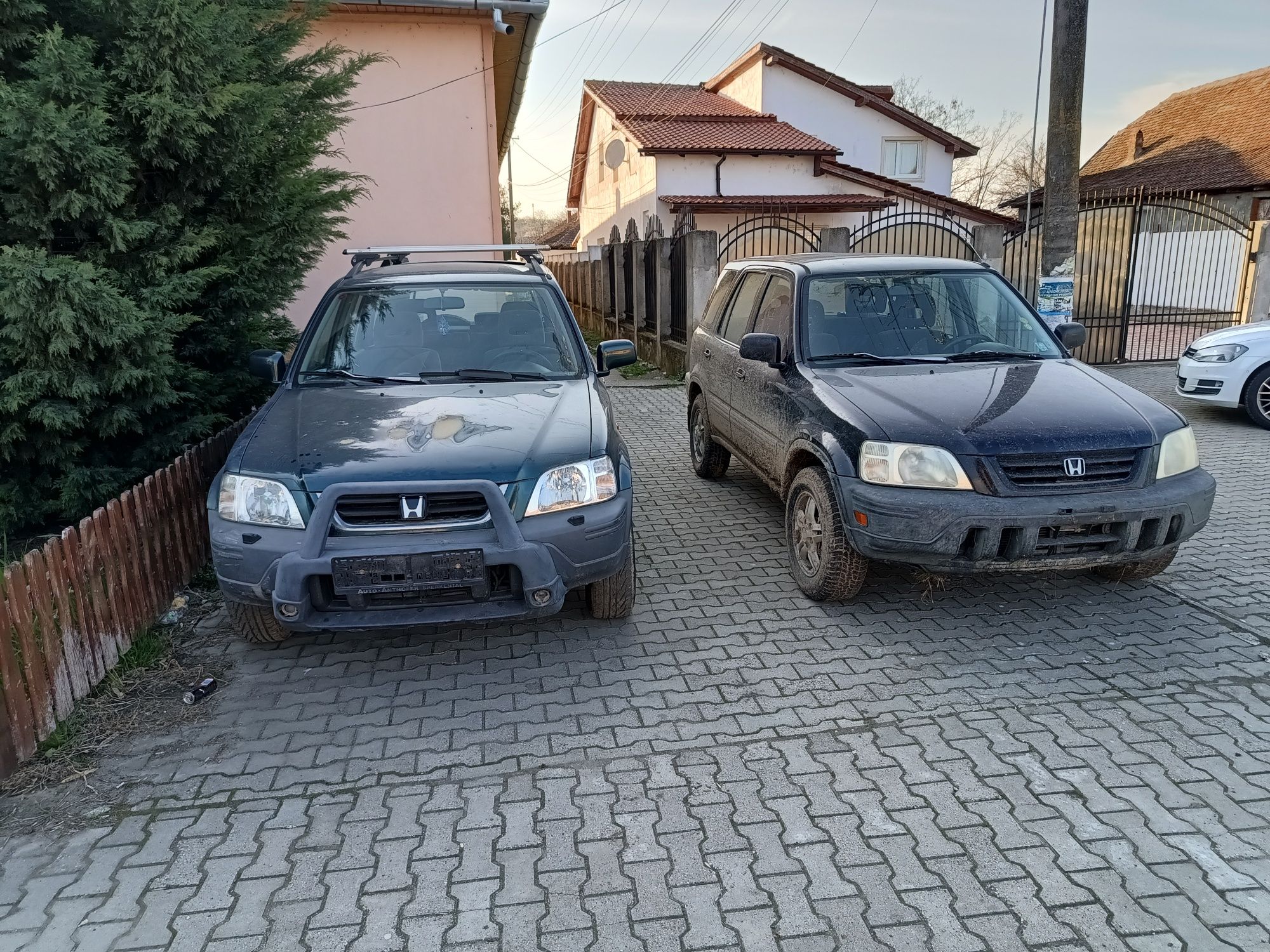 Dezmembrez Honda CRV 97-2004(crv1 și Crv2)