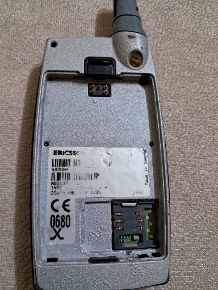 Телефон Ericsson T28
