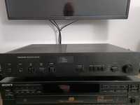 Proton 520 amplificator stereo, este de fapt NAD 3020 cu piese de cali