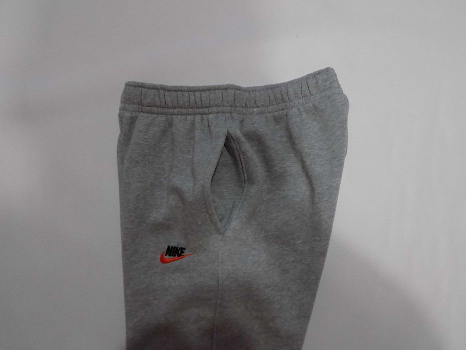 анцуг nike долнище панталон екип анцунг спорт фитнес мъжки оригинал XS