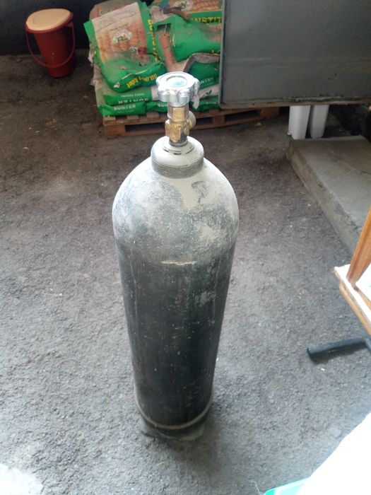 Газовый балон СО2
