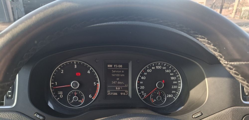 Vând  VW  JETTA 2012