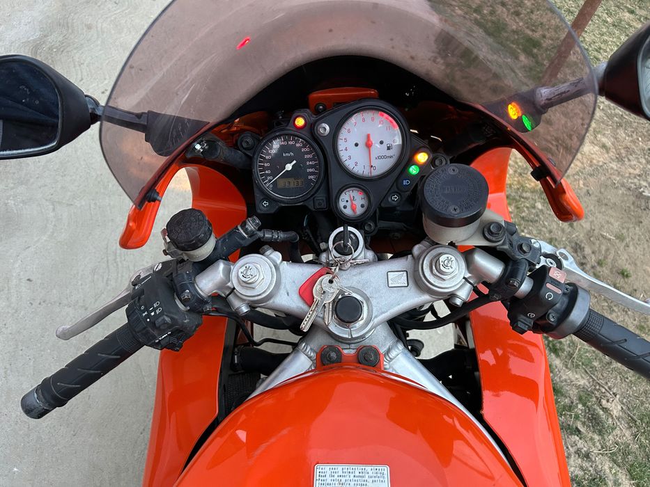 Honda vtr firestorm 1998