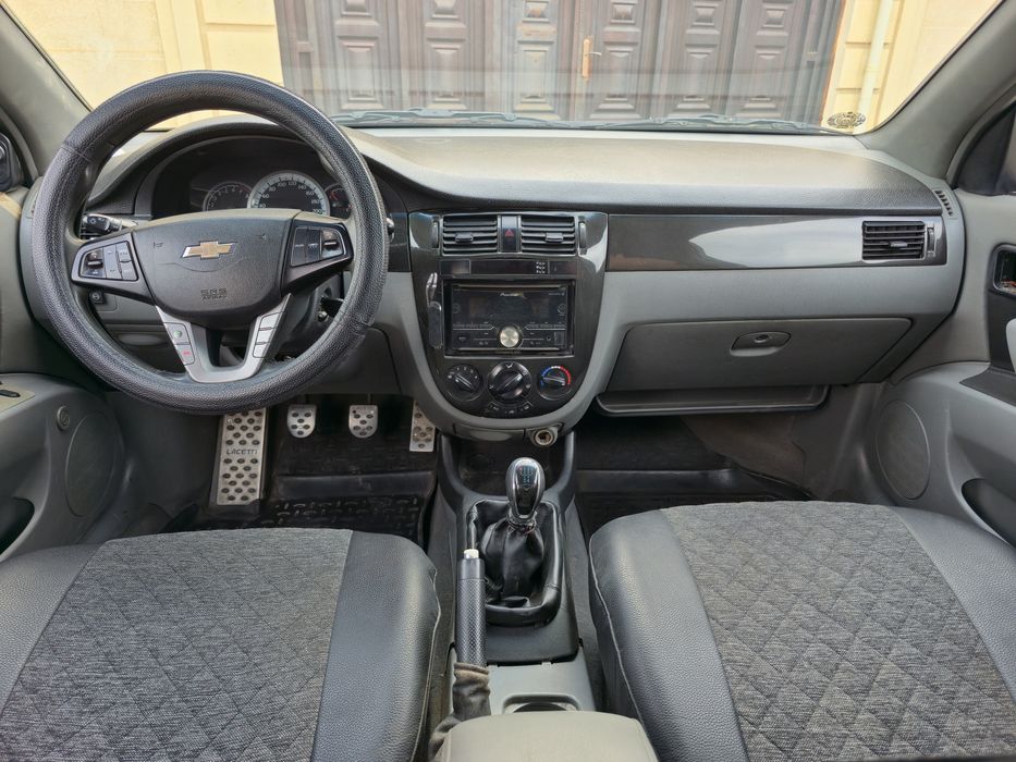Chevrolet Lacetti 2009 yaxshi holatda! Gaz-benzin