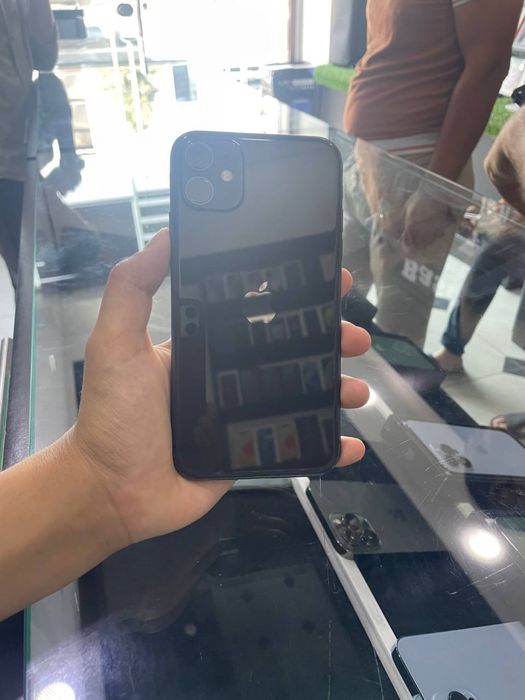 Iphone 11 qora kar dak yu kelshamz