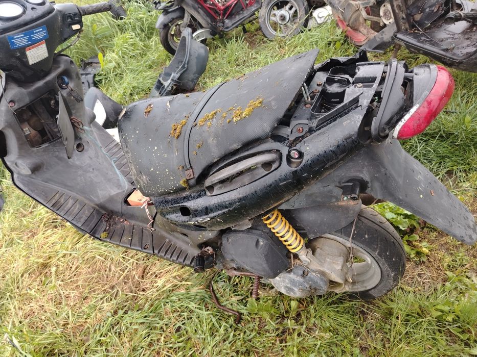 Scutere pentru piese