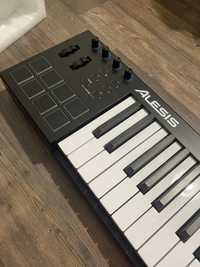 MIDI-контролер Alesis V61