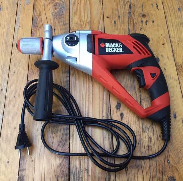 Rotopercutor Bormasina Black & Decker KR85, nefolosita