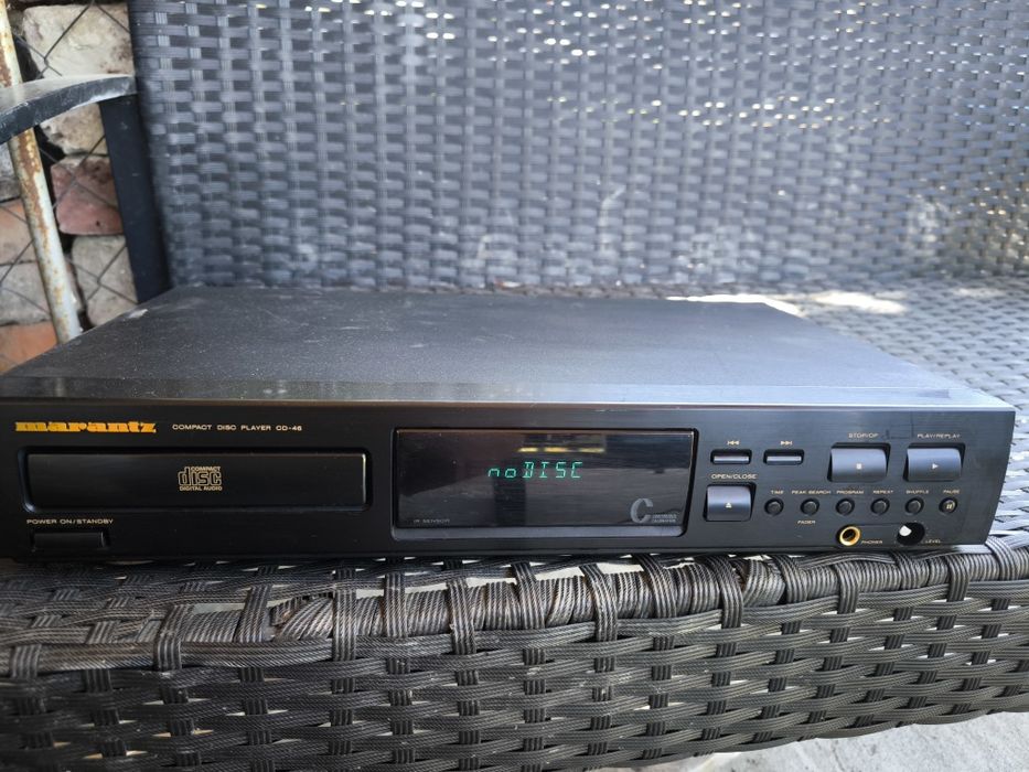 Vând cd player MARANTZ CD46